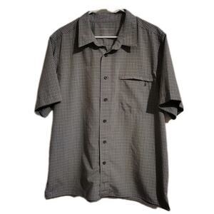 Eddie Bauer Mens Shirt Size Large L Grey Plaid Button Up Short Sleeves Outdoors